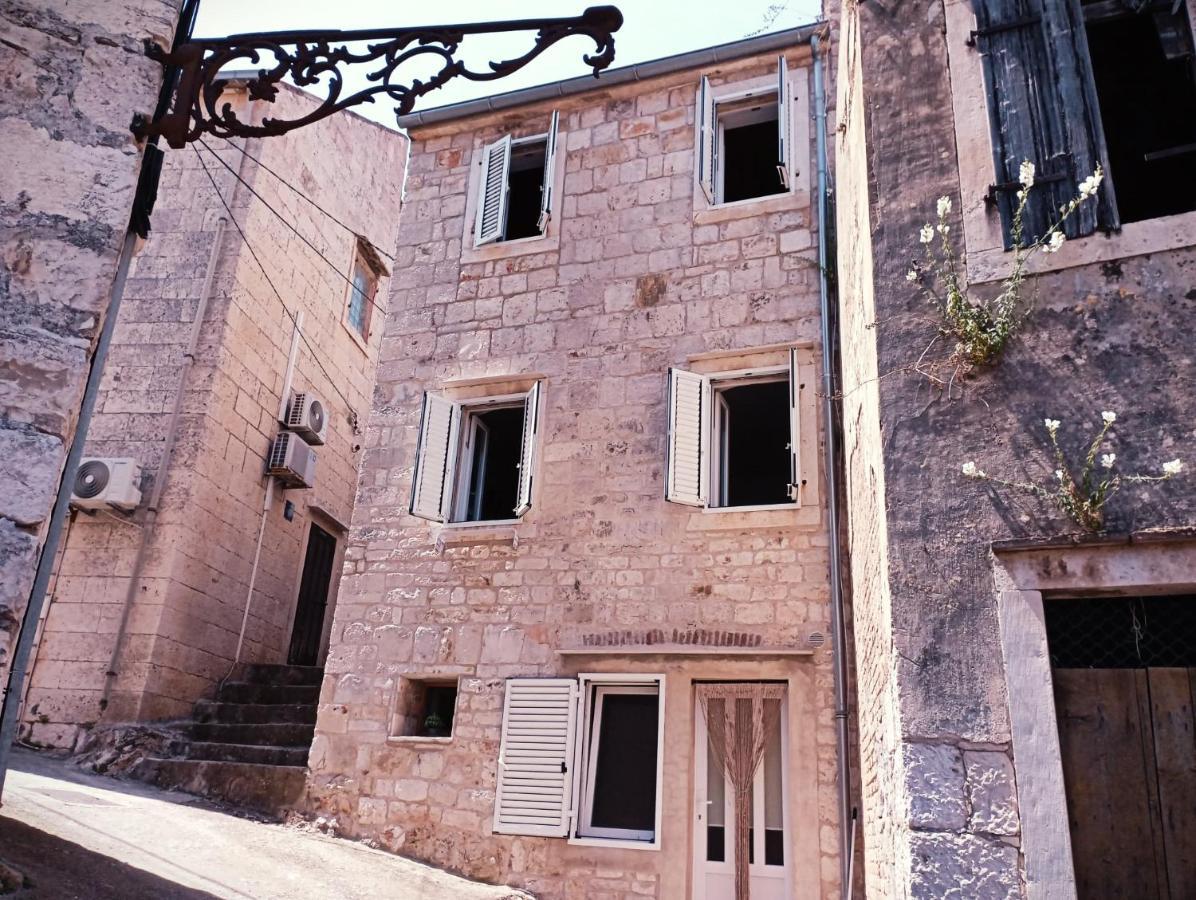Ana Apartments Vis Exterior foto